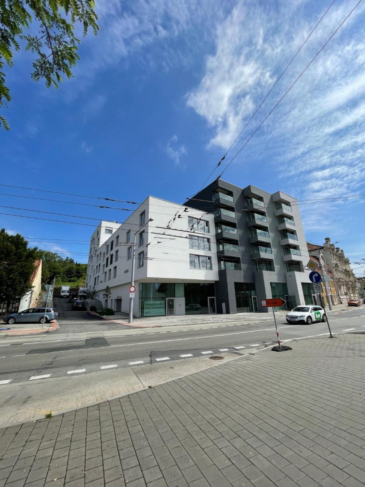 H52 Apartments 브르노 외부 사진