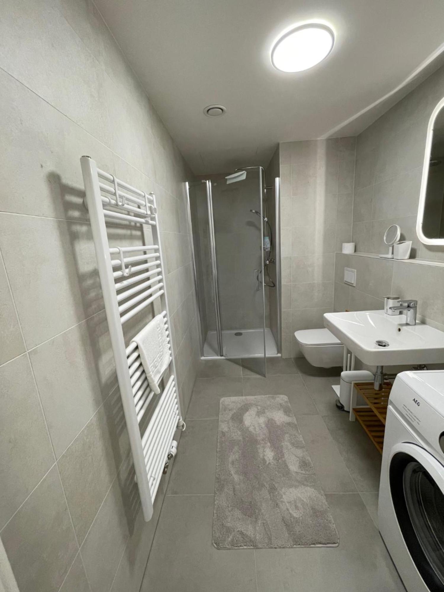 H52 Apartments 브르노 외부 사진